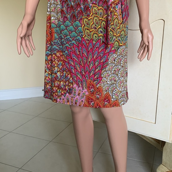Elyssa Suzanne printed with sequins wrap dress - Picture 4 of 7